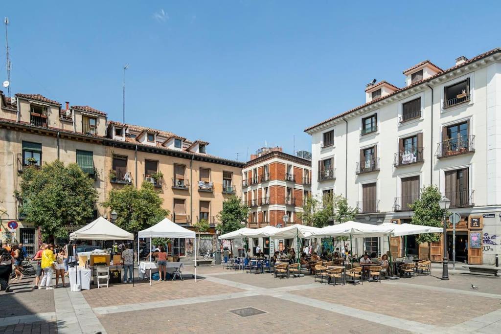 Espiritu Santo, Comodidad Para 2 En Malasana Madrid Esterno foto